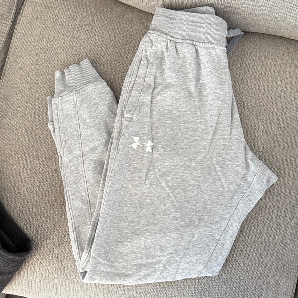 Under Armour Men's Gray Sweatpants - Picture 1 of 3